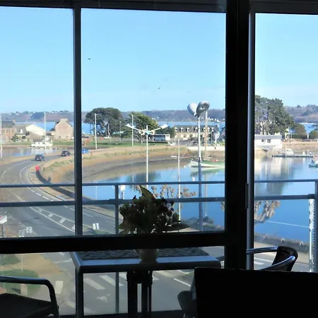 Vue Avec Loggia Au Port De De - Ref 845 * Perros-Guirec